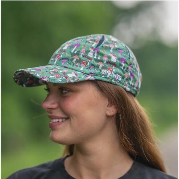 Sprints Mushroom Mania Running Hat Green Pink Print OS Lightweight Workout Gym - Picture 2 of 8